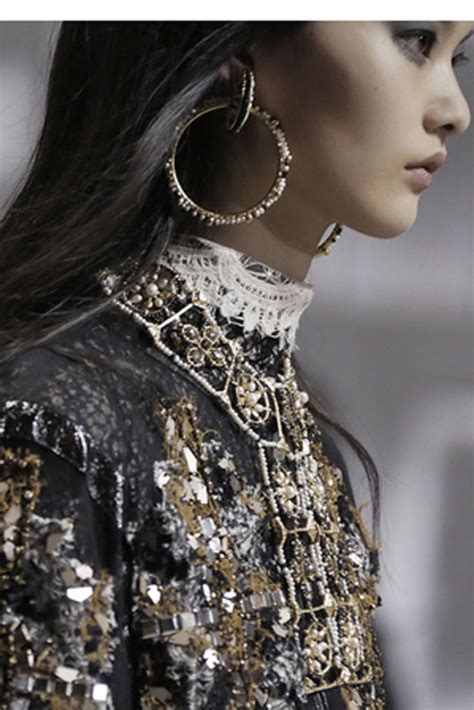 Paris in Rome 2015/16 Métiers d’Art Show in Beijing – CHANEL 